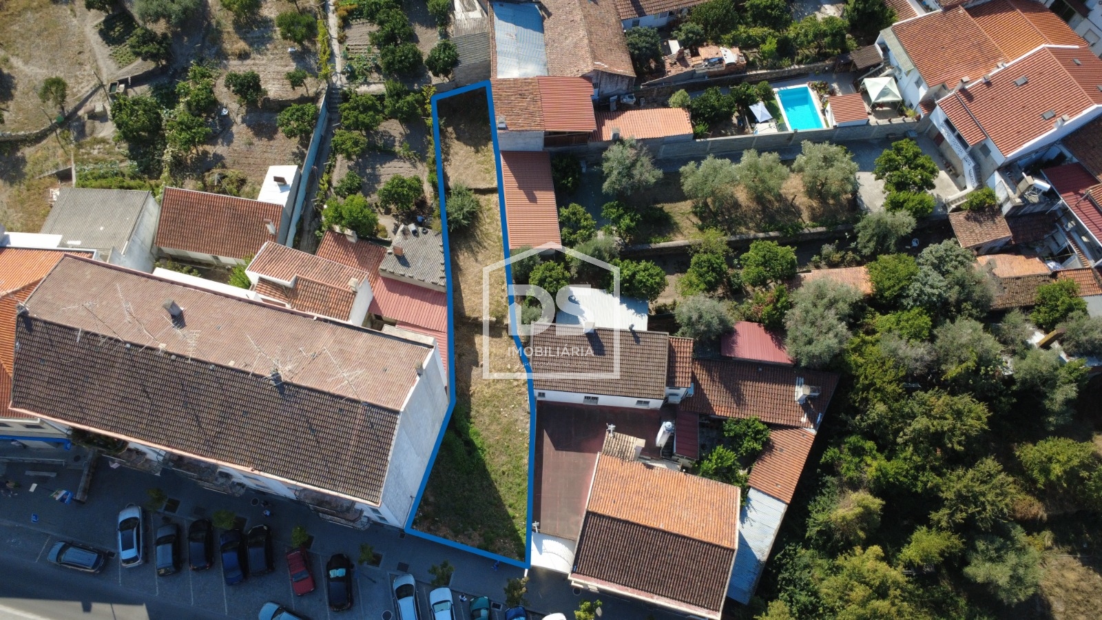 Real Estate building